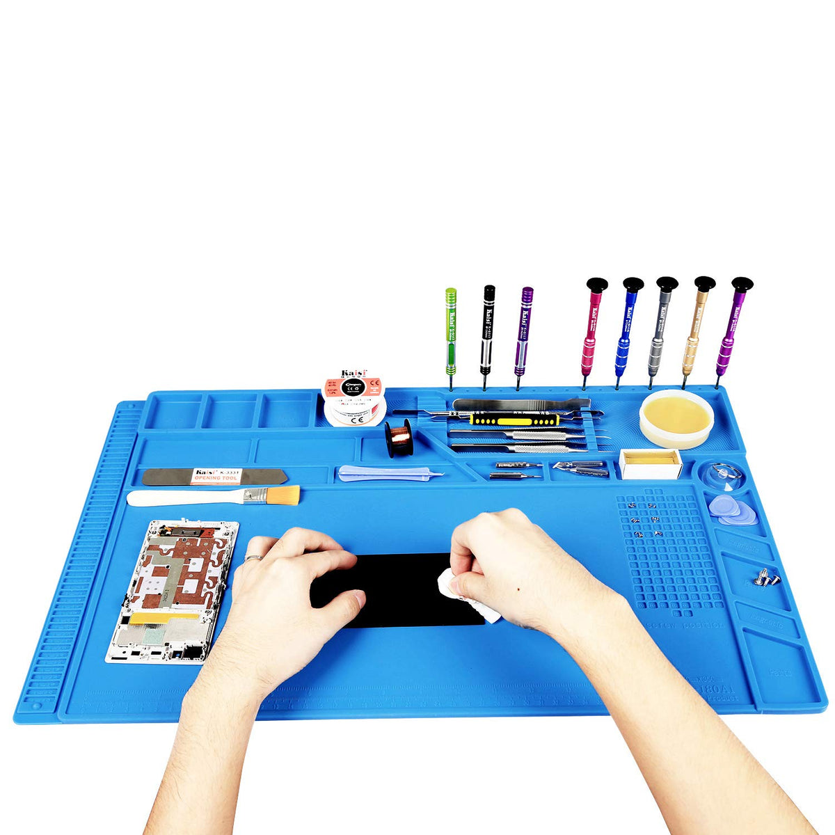 HengTianMei Kaisi soldering mat full view keeps the workspace organized.