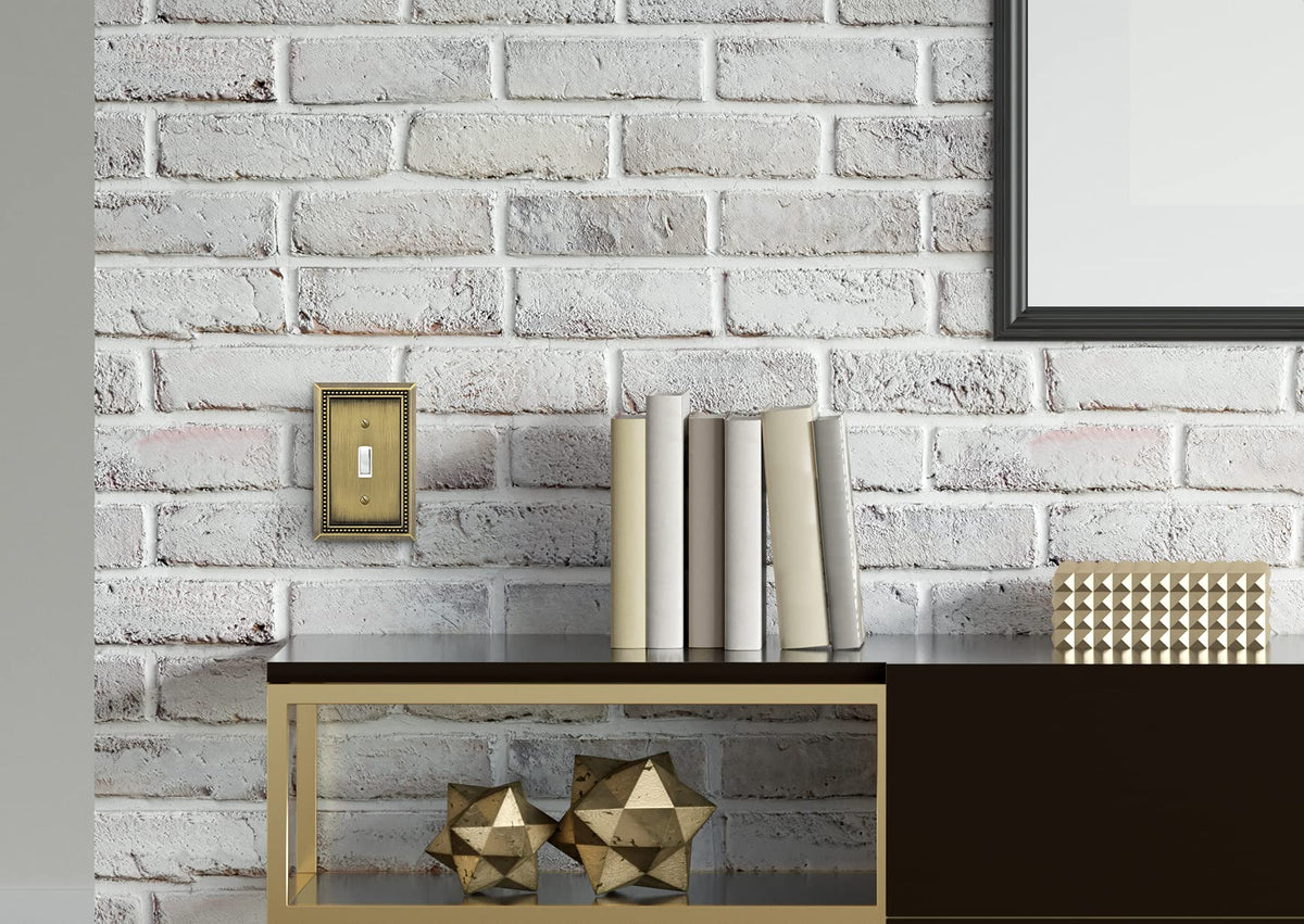 Henne Bery 3-pack wall plates for cohesive room coordination