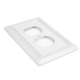 Henne Bery decorative wall plate pack three in pristine white.