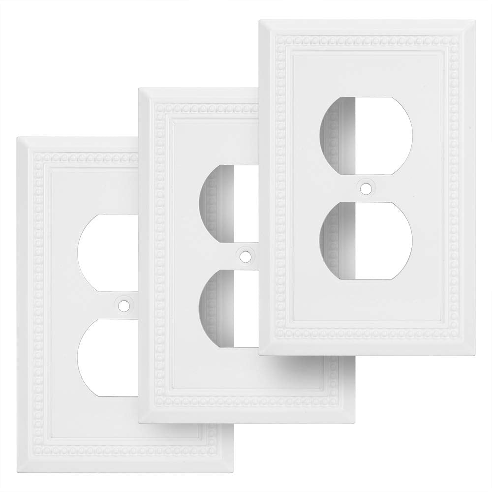 Henne Bery Sunken Pearls wall plate white with beaded detail, durable zinc alloy.