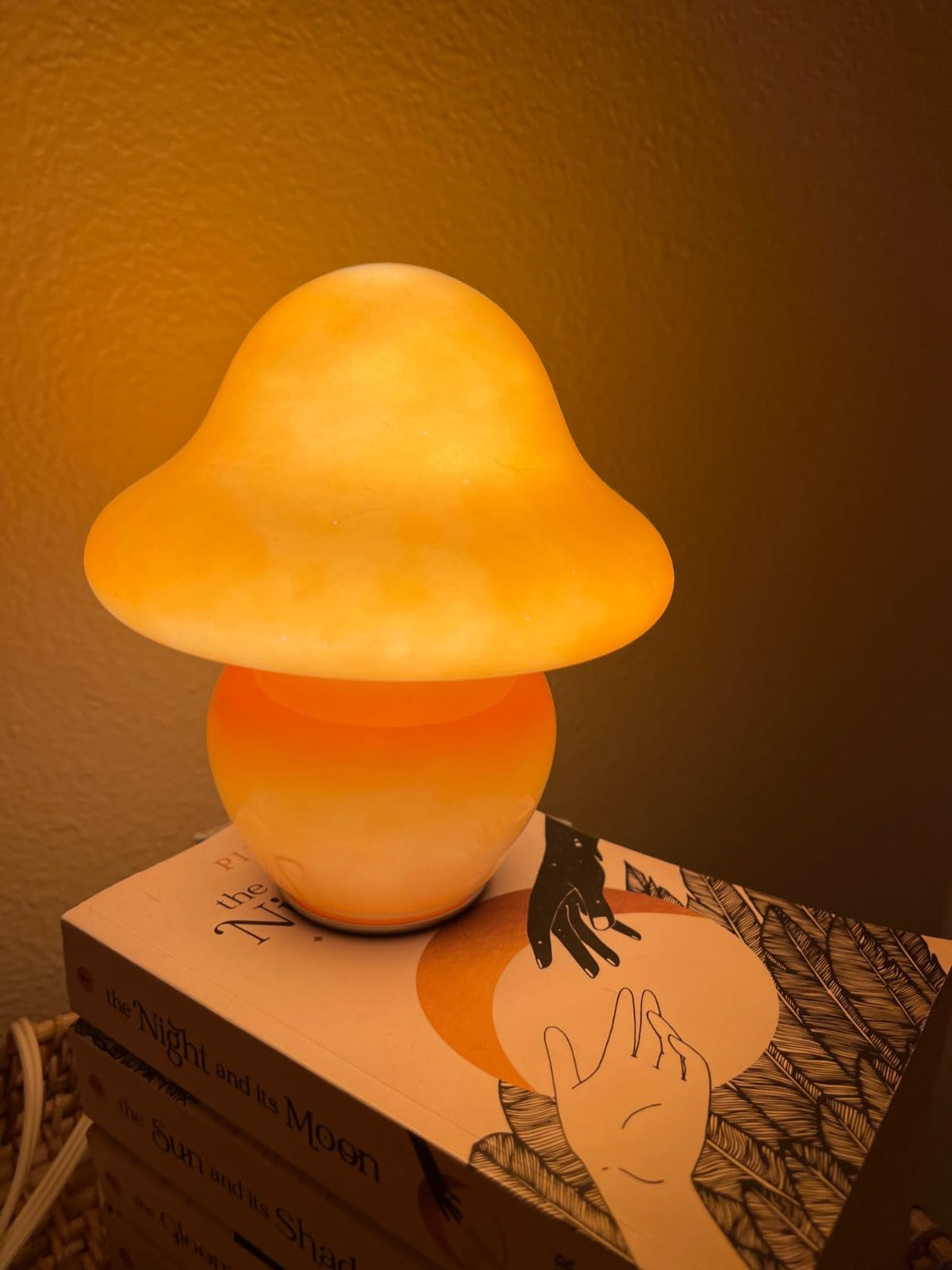 LED bulb included for immediate use in seconds.