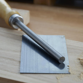 HERMIT TOOLS ergonomic wooden handle ensures comfortable, steady grip