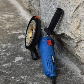 HERZO dust collection improves cleanliness during surface grinding tasks