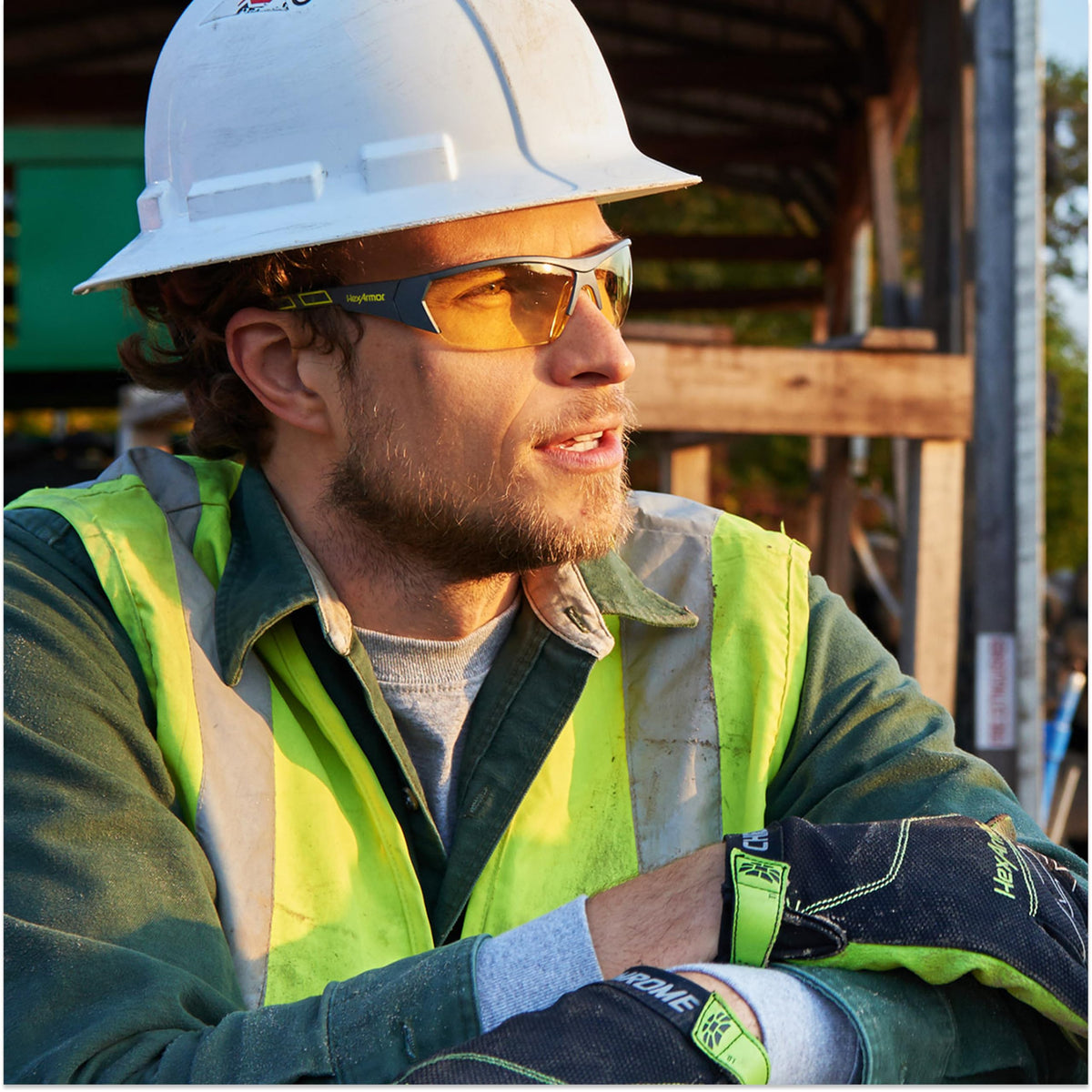 HexArmor MX250 soft-grip arms offer slip-free all-day comfort.