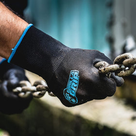 Heywood Gorilla Grip Gloves in wet, dry, oily use demonstrates versatile protection.