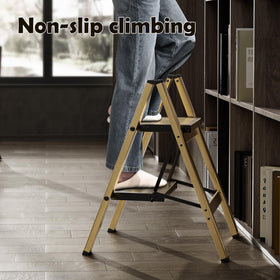 HillhutApex 2 Step Stool wide non-slip pedals provide secure footing.