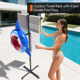 Hjarta tool-free assembly demonstrates quick setup by poolside.