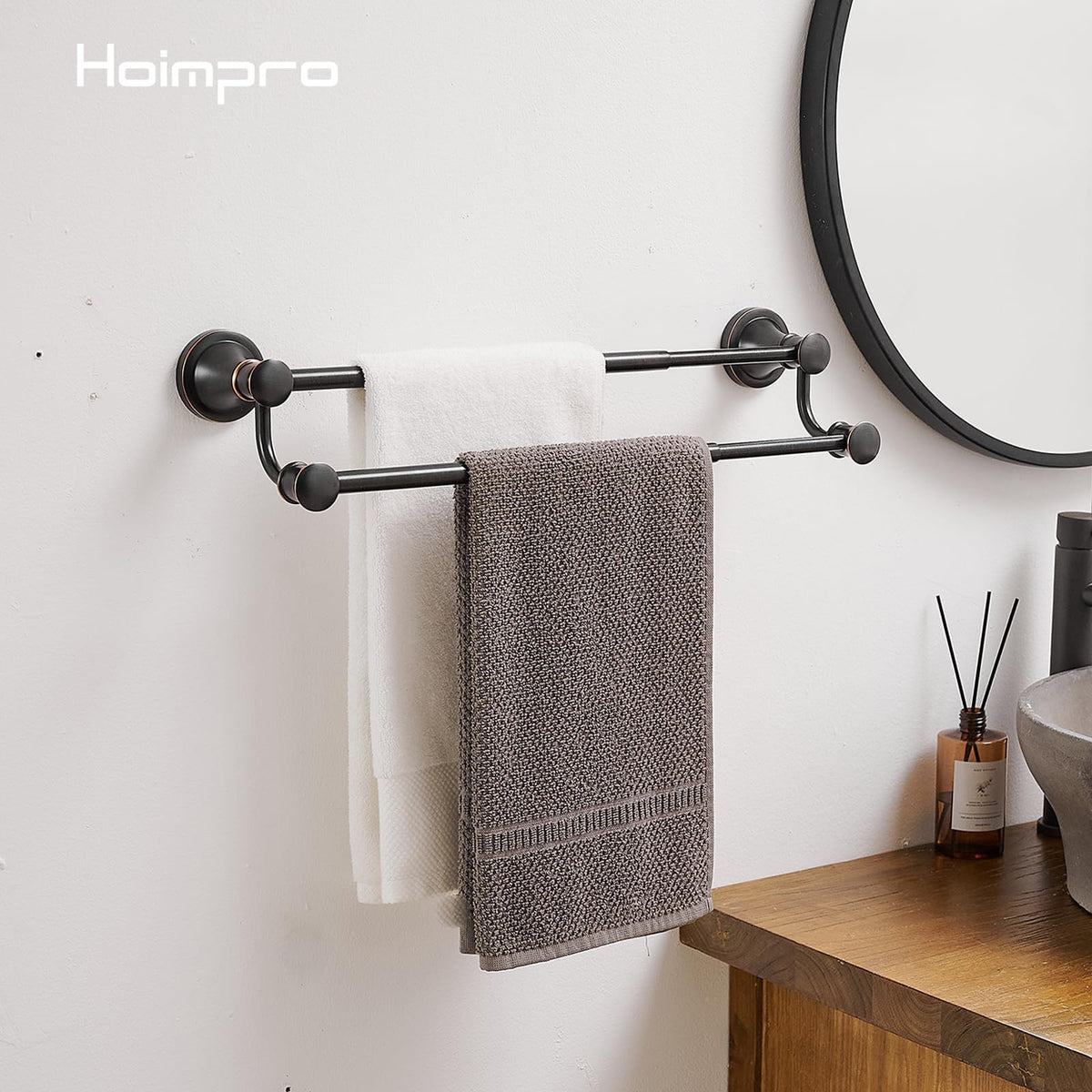 Hoimpro easy installation with included screws simplifies setup.