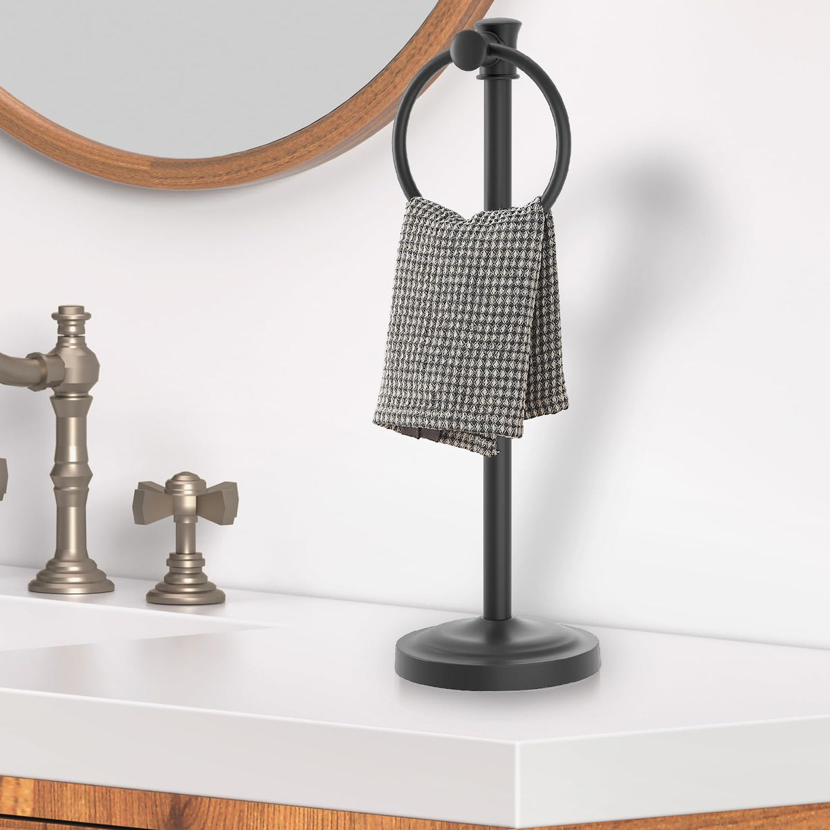 Hoimpro stainless brushed finish offers durable, rust-resistant appeal.
