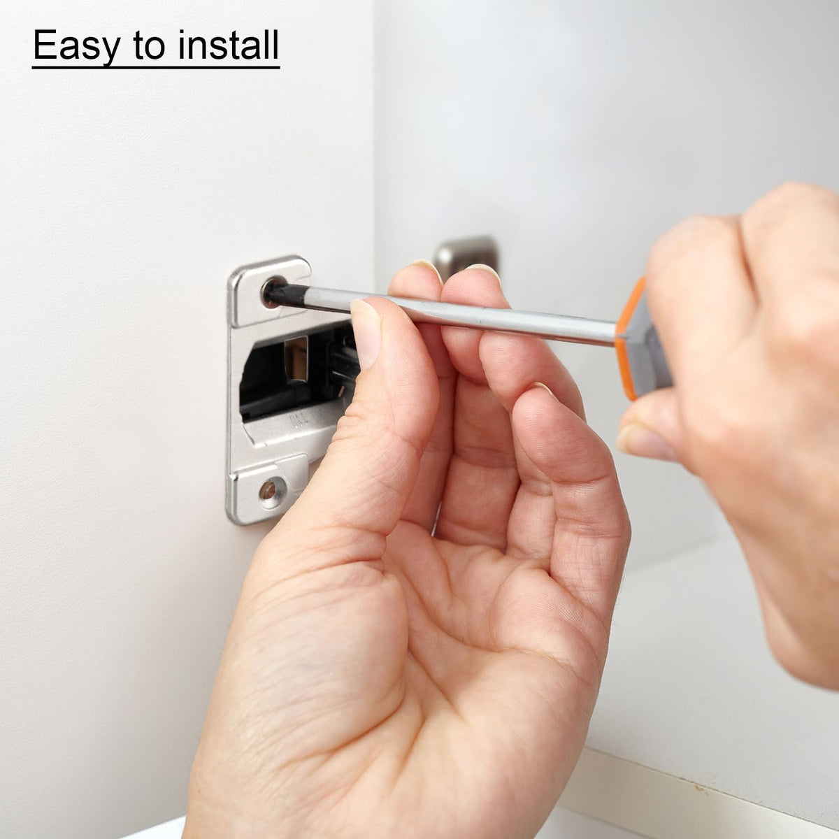 Holdly hinge packaging shows value pack for quick kitchen upgrades.
