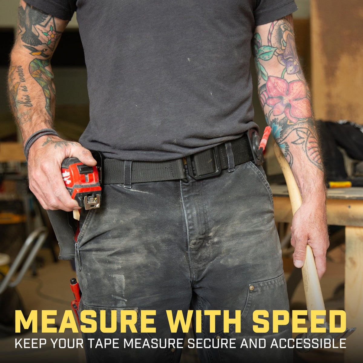 Holstery TapeMaster enables one-handed clip use for fast retrieval.