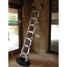 HomDSim ladder safety mat protecting floor and stabilizing setup.