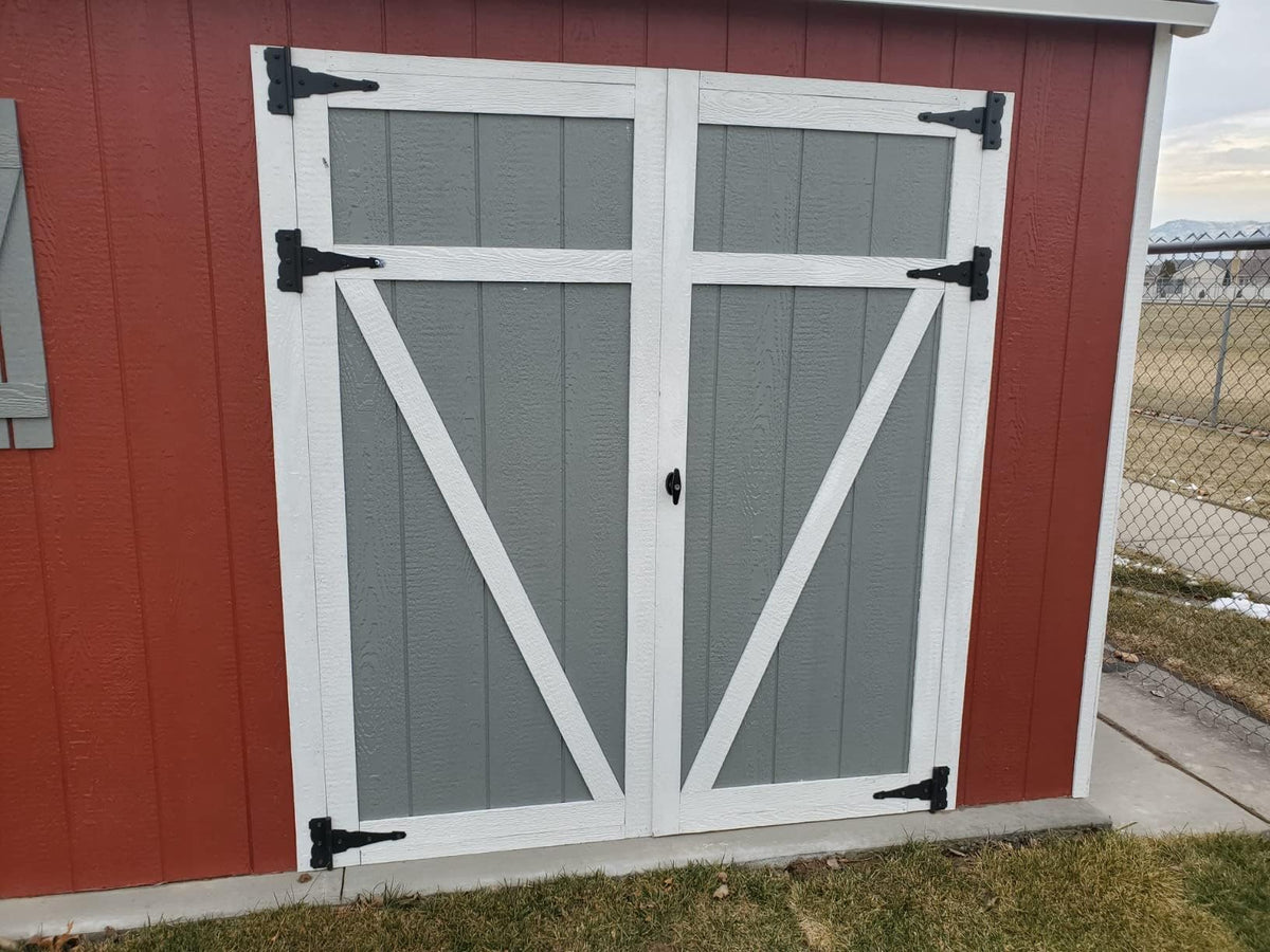 HOME MASTER HARDWARE offset screw holes design helps prevent wood splitting.