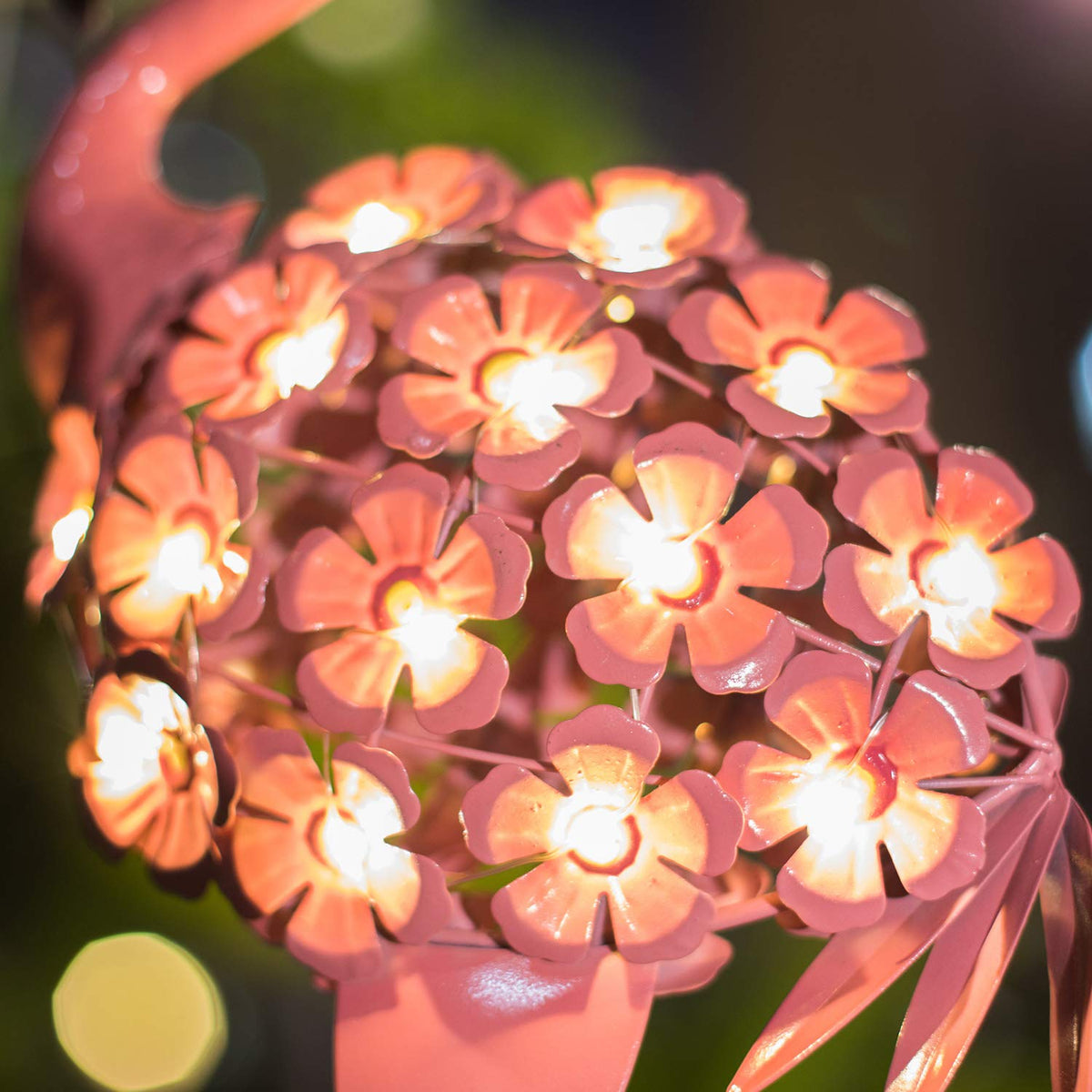 Homeimpro Flamingo solar panel harvests daylight for automatic illumination