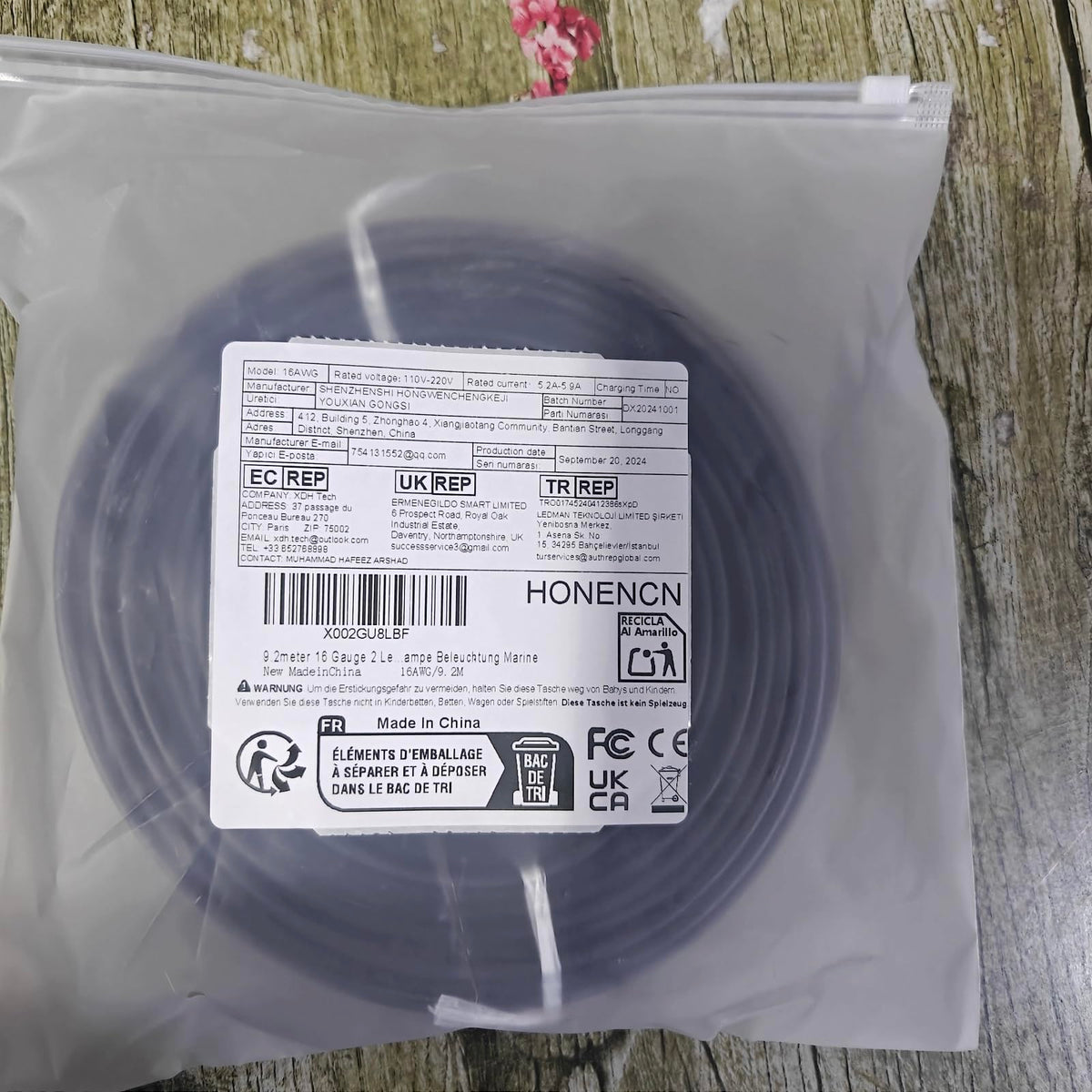 HONENCN 16 AWG two-conductor setup powering LED strips and interior lighting.