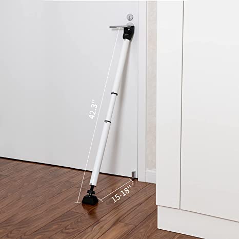 HonesaLoc rubber-footed bottom protects floors while gripping doors securely.