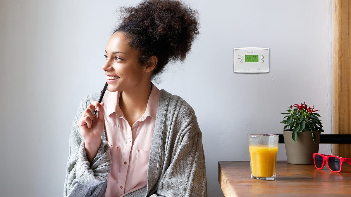 Honeywell Home compatible with gas, oil, electric furnaces and central AC