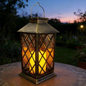 HOOEN dusk-dawn sensor lantern charges by sun daily