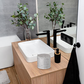 Hoolerry reusable tissue covers withstand daily use.