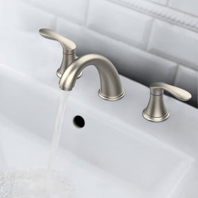 Hosslly fingerprint- and stain-resistant finish for easy cleaning.