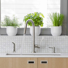 Houtingmaan easy-clean design minimizes mineral buildup during use