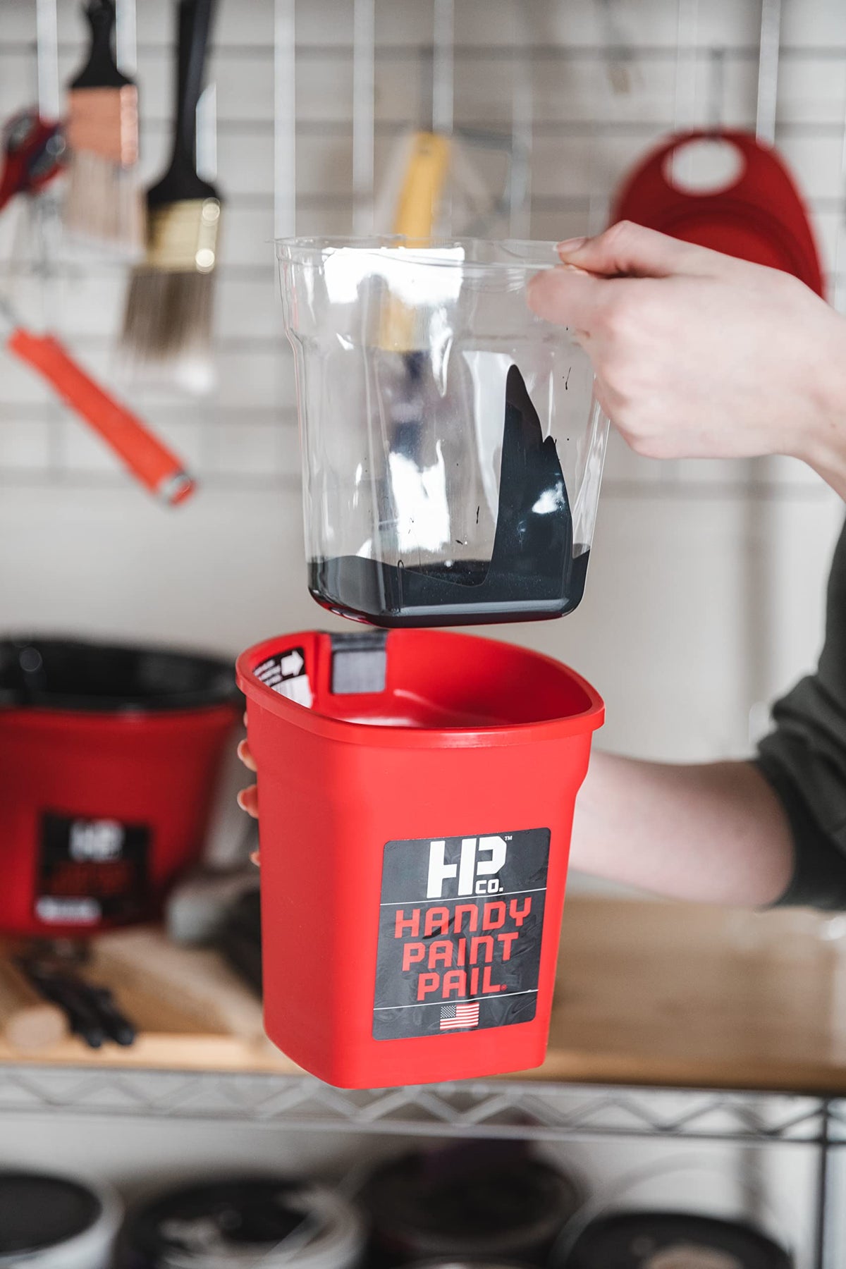 HP CO snap-on lid for the paint pail preserves paint between coats.