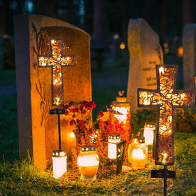 HUYIENO Solar Cross Stake pathway light guides evening strolls with gentle glow.