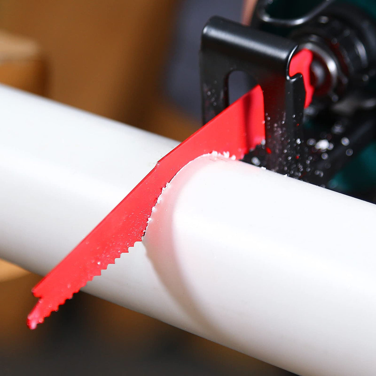 HYCHIKA blades suitable for multi-material projects from wood to drywall to metal.