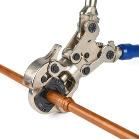 iCRIMP heavy-duty design suited for demanding jobs, not for tight corners