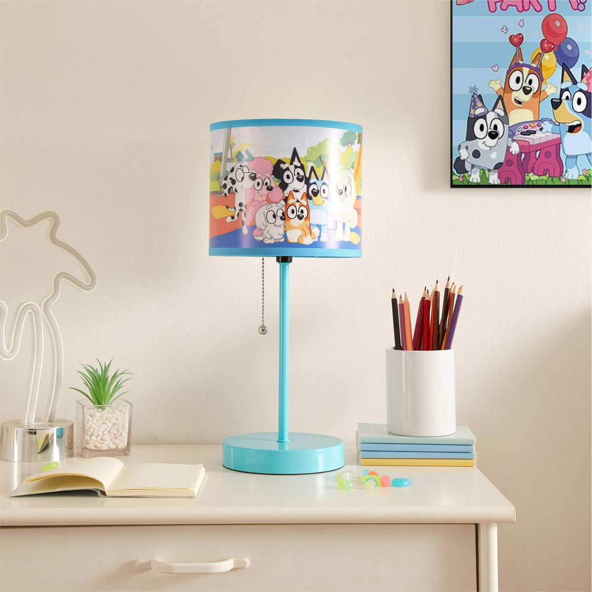 Compact 15-inch height fits desks, dressers, and nightstands.