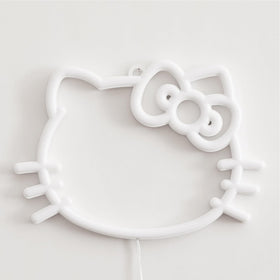 Idea Nuova cute night light creates a comforting ambiance for kids.