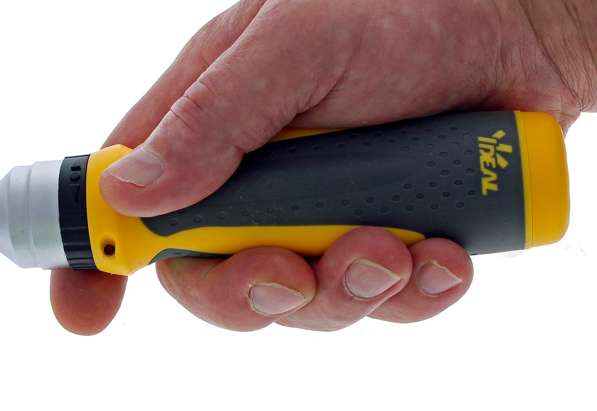 IDEAL built-in handle stores bits for organized use