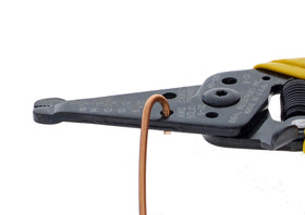 IDEAL Reflex Super T-Stripper compact-durability supports daily electrical tasks.
