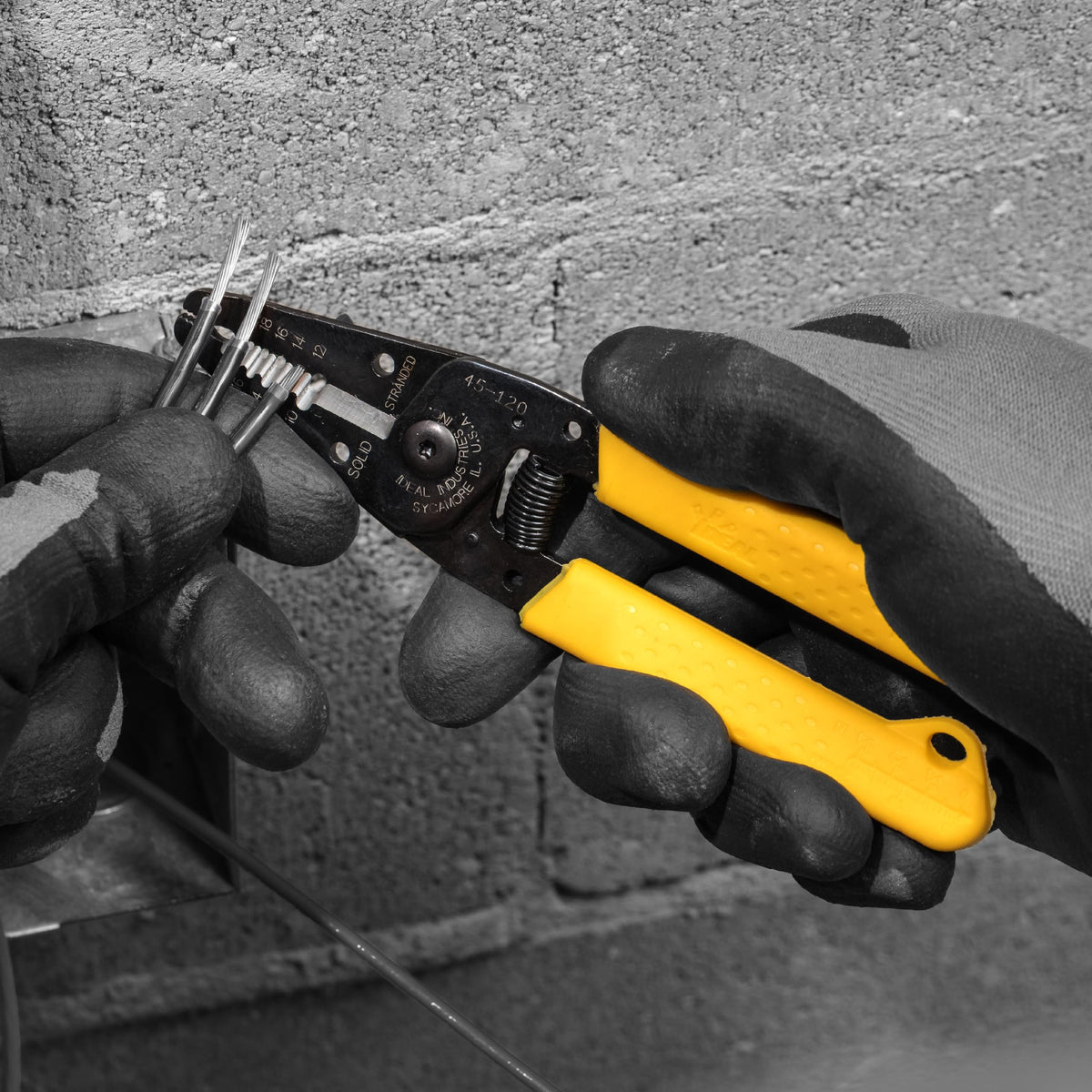 IDEAL Electrical T-Stripper USA-made construction for professional reliability