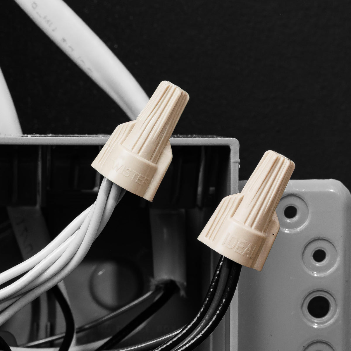 Ideal Electrical Tan Twister demonstrates wide wire range compatibility for residential wiring.