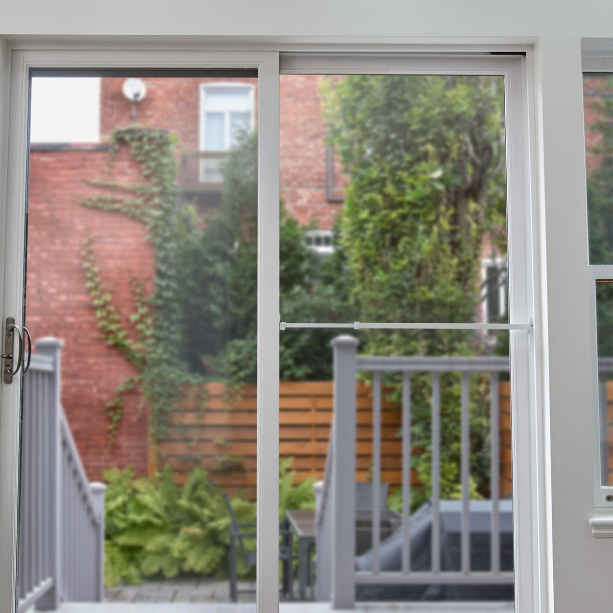 Ideal Security middle-mount design provides easy access without bending.