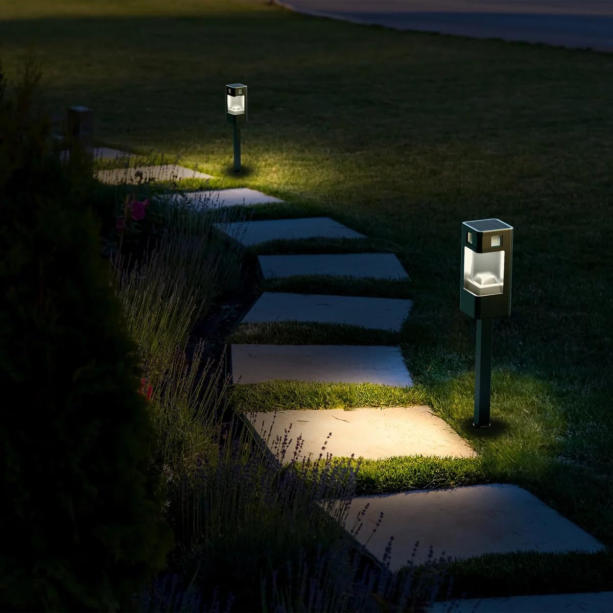 Infinity X1 360° sensor monitors surroundings for complete coverage.