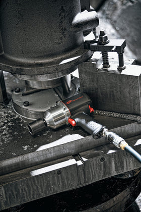 Ingersoll Rand 2135QXPA Quiet Tool technology at 90.7 DBA for better work comfort.