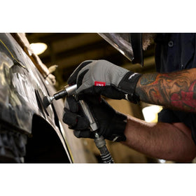 Ingersoll Rand 301B safety-lock throttle prevents accidental starts.