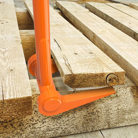 Insaga Pallet Buster 48.7-inch length delivers strong leverage