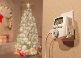 Intermatic DT620 packaging showcases two outlets and quick plug-in setup