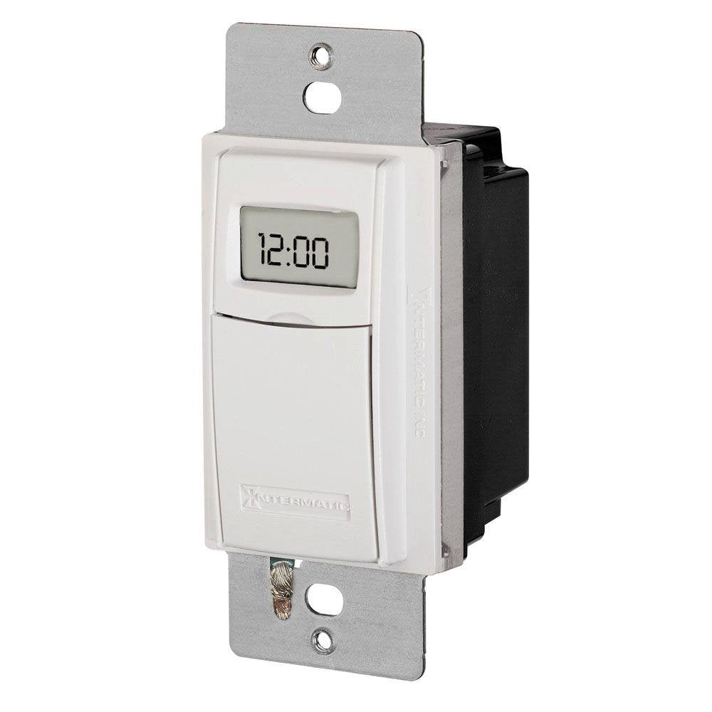 Intermatic ST01K in-wall timer with large LCD display and auto DST feature