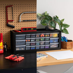 IRIS USA toolbox made of durable recyclable plastic.