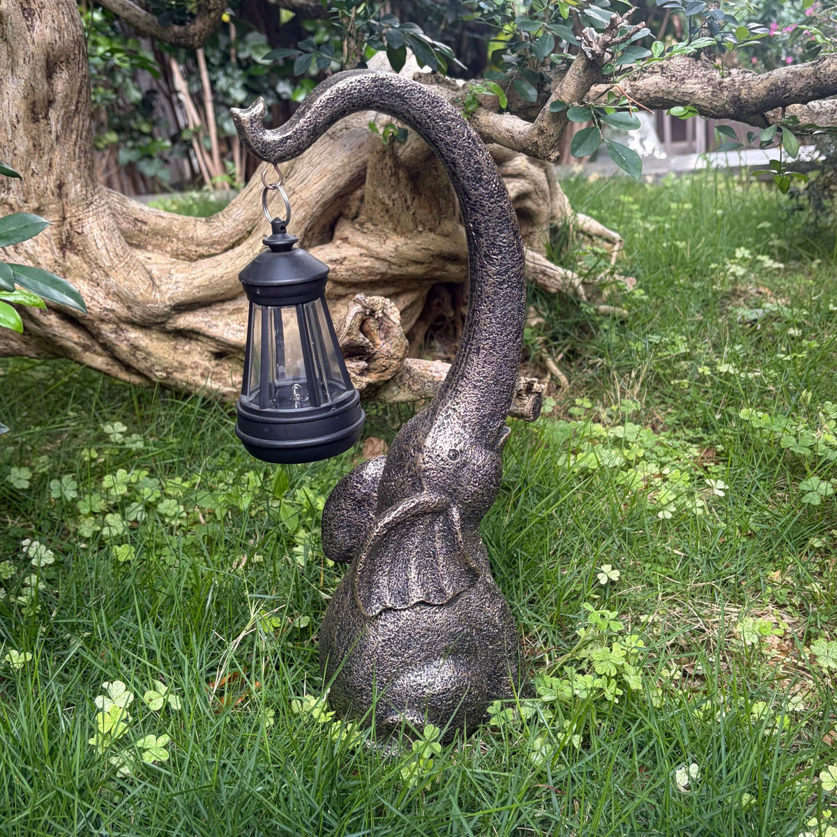 IVCOOLE elephant garden decor makes a thoughtful gift for women.