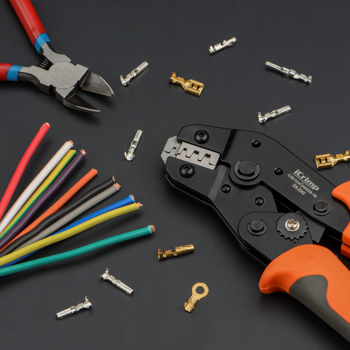 Close-up of IWISS iCrimp SN-2549 jaws showing precision crimping capability.