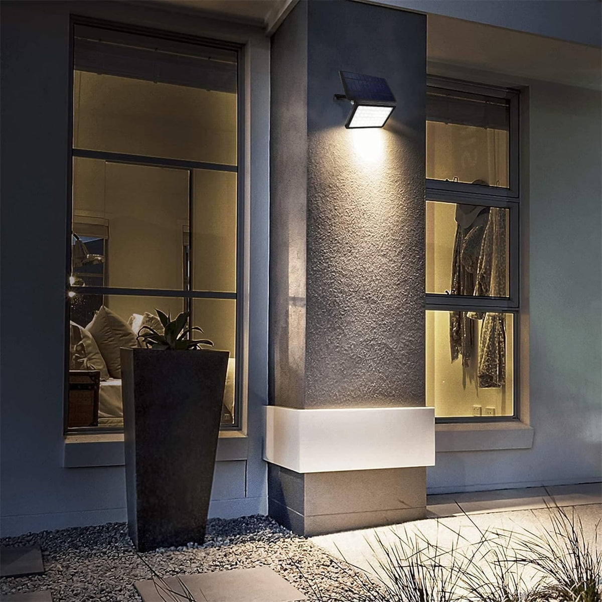 JACKYLED dusk-to-dawn flood light with adjustable beam for tailored lighting.