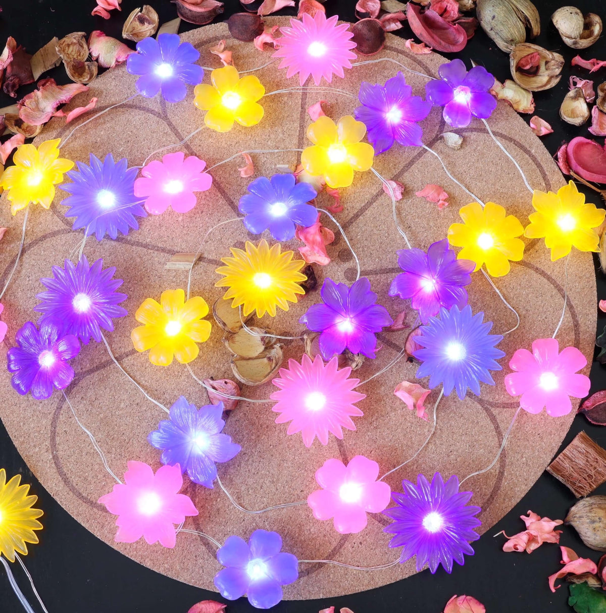 JASHIKA flower lights USB plug-in option for year-round use.