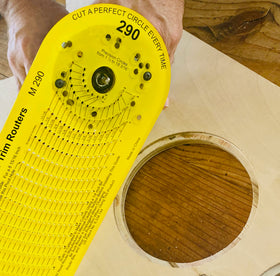 Jasper 290 Circle Jig packaging shown as a compact, boxed system