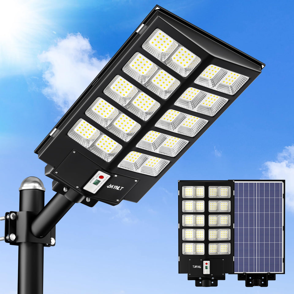 JAYNLT Y-5200W solar street light with wide-angle coverage for broad outdoor illumination.