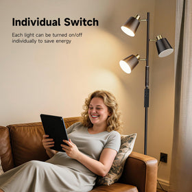 Jeagop lamp with stepless dimming from warm to cool tones.